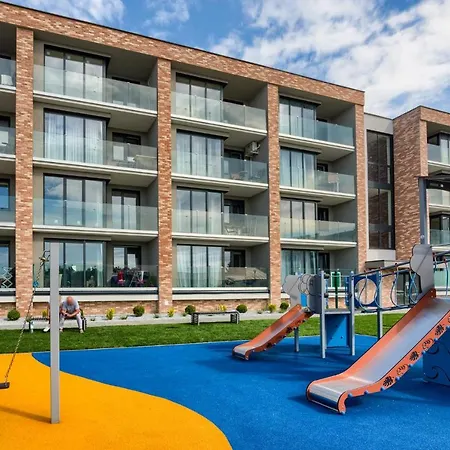Апартаменти Apartament Sloneczny Z Garazem 57 F Perlowa Przystan - Holiday City Колобжег