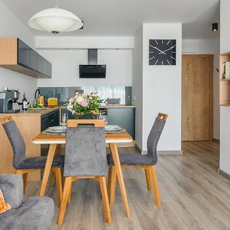 Апартаменти Apartament Sloneczny Z Garazem 57 F Perlowa Przystan - Holiday City Колобжег
